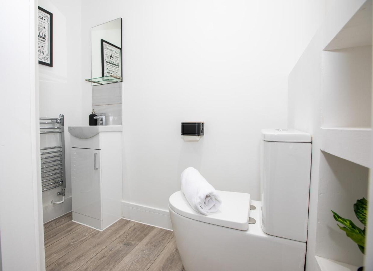 Stylish Stay Near The Stadium Walk To The Action Λίβερπουλ Εξωτερικό φωτογραφία