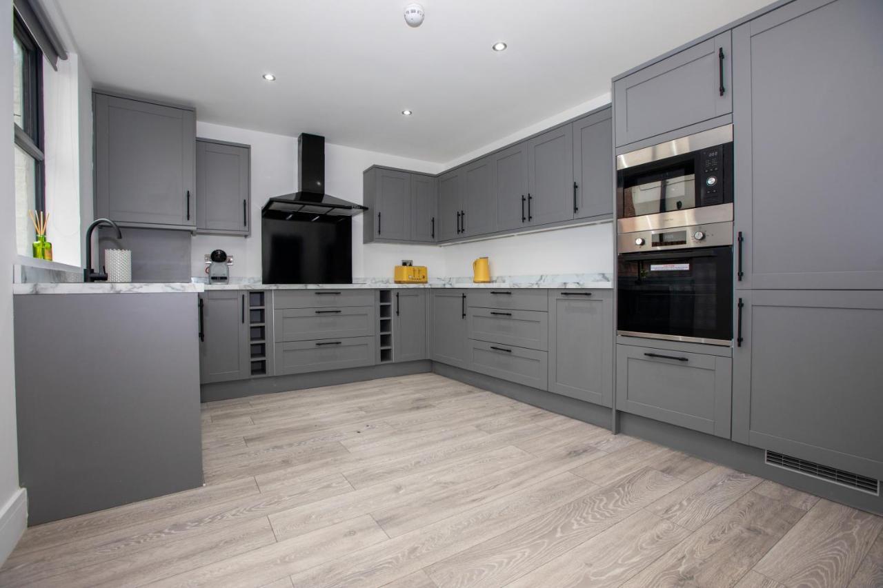 Stylish Stay Near The Stadium Walk To The Action Λίβερπουλ Εξωτερικό φωτογραφία