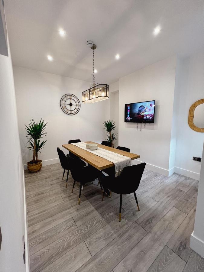 Stylish Stay Near The Stadium Walk To The Action Λίβερπουλ Εξωτερικό φωτογραφία