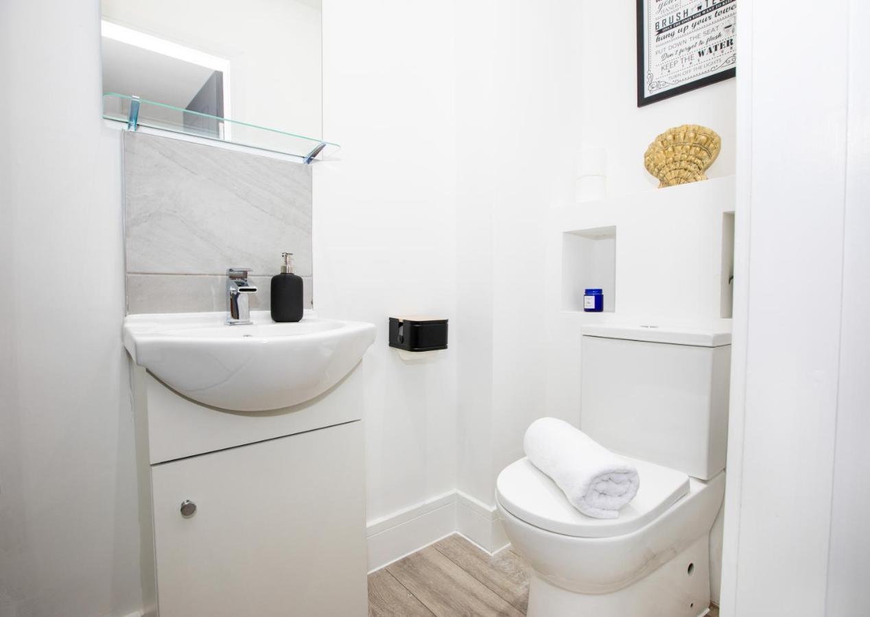 Stylish Stay Near The Stadium Walk To The Action Λίβερπουλ Εξωτερικό φωτογραφία